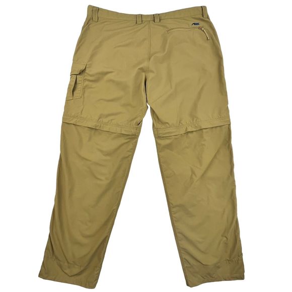 Mountain Khakis Tan Cargo Zip Off Convertible Pants - Picture 9 of 16